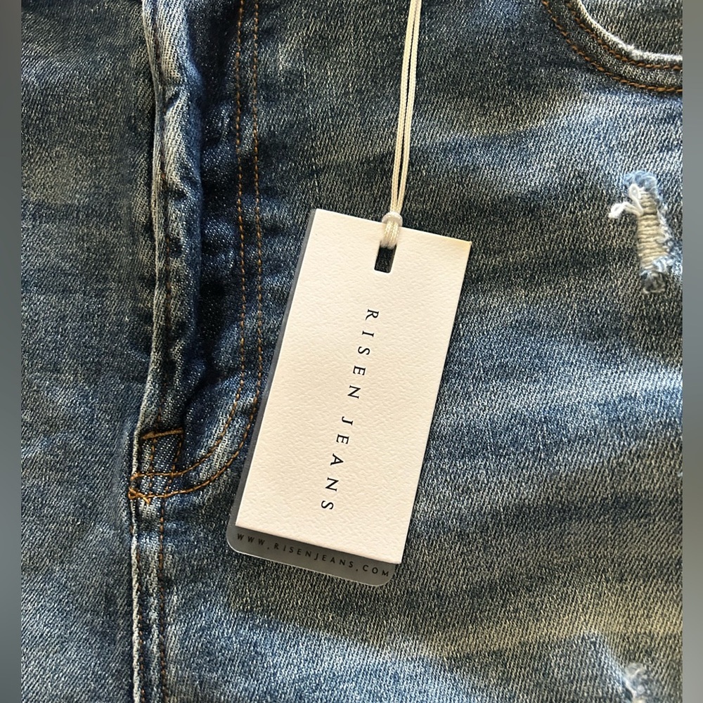 NWT Risen Denim High Rise Destroyed Shorts - Size 2XL - Picture 4 of 6